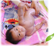 ベビーマッサージ